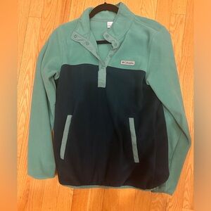 Columbia sweater